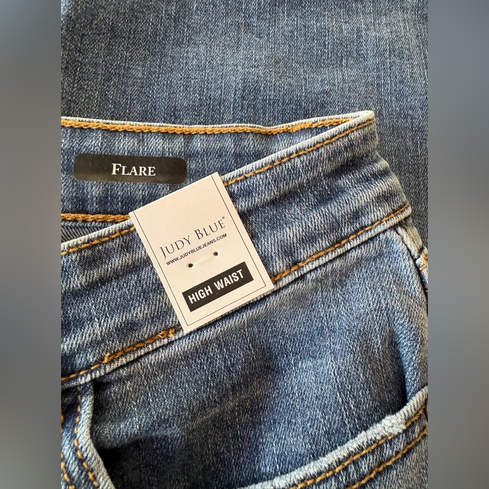 JUDY BLUE High-Rise Flare Leg Women's Jeans NWT - Picture 5 of 8
